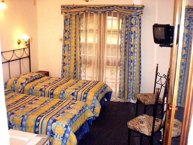 Hotel Photo 1