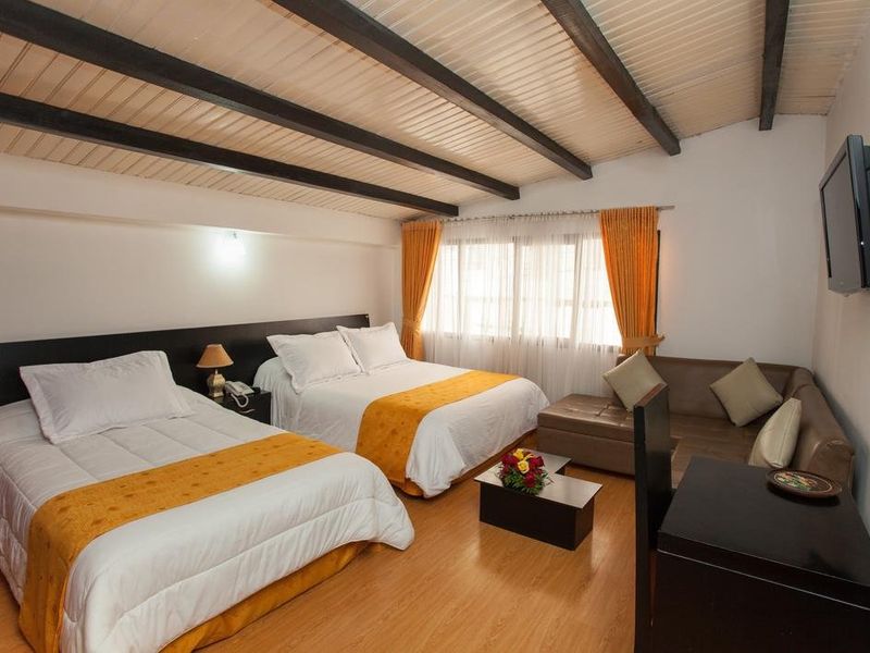 Hotel Photo 1