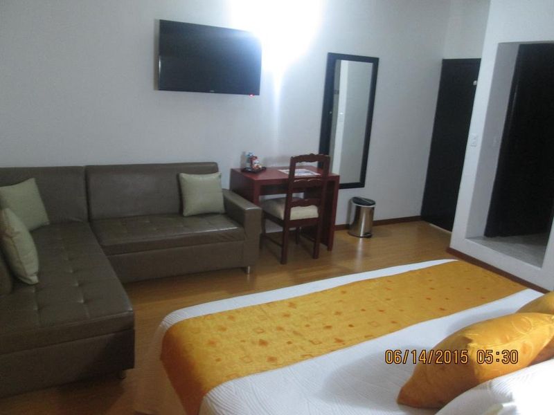 Hotel Photo 12