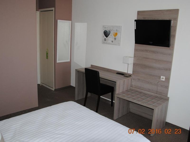 Hotel Photo 6