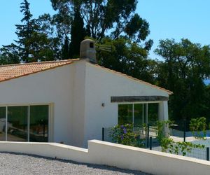 NADA??MAS Grimaud France