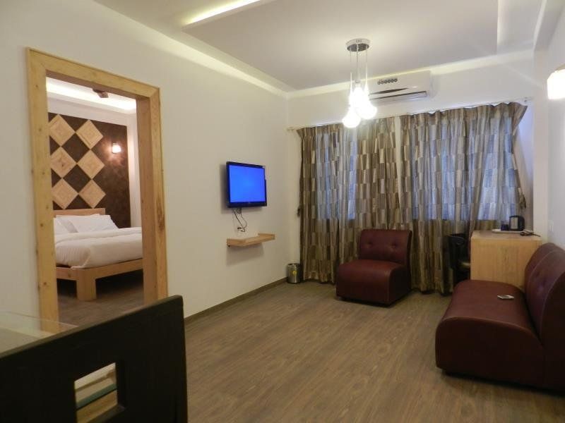 Hotel Photo 6
