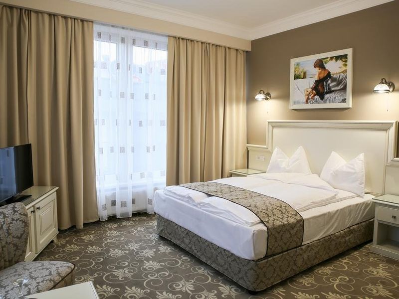 Hotel Photo 1