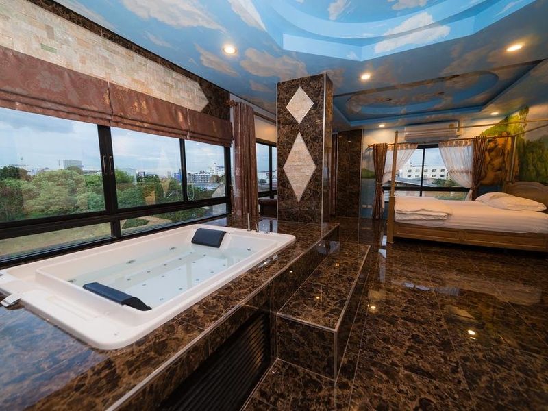 Hotel Photo 10
