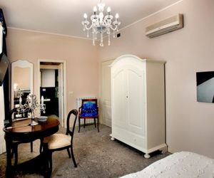 Porta Di Mezzo Luxury B&B Taormina Italy