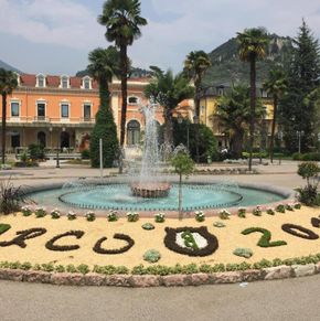 NearBy Hotel