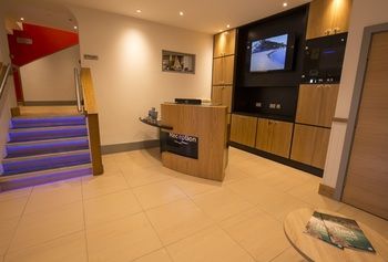 Hotel Photo 6