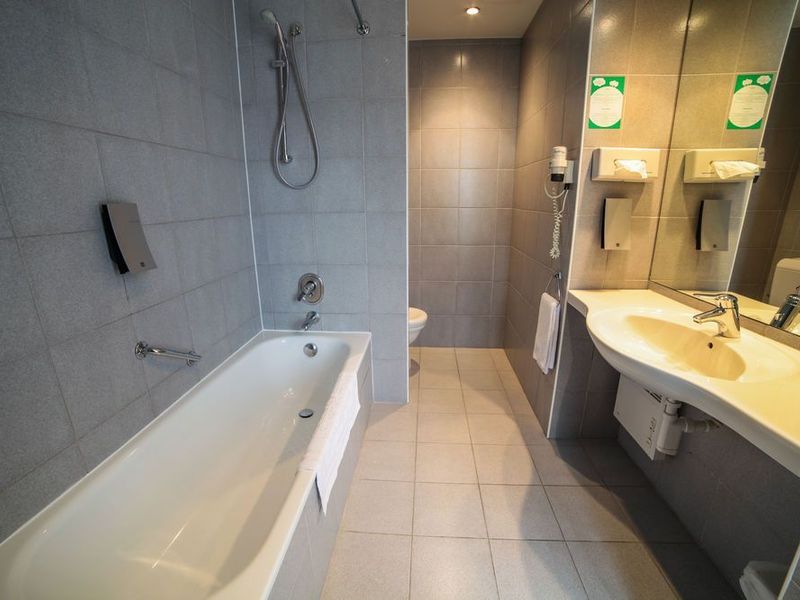 Hotel Photo 9