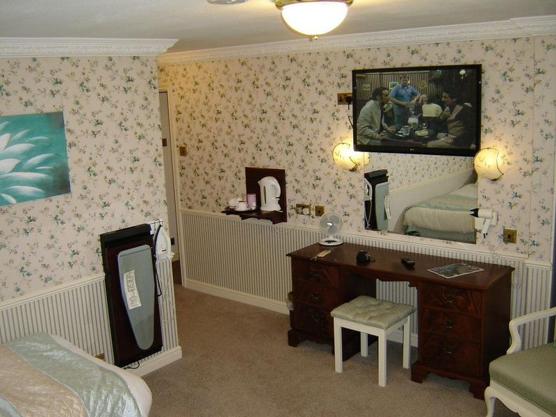 Hotel Photo 6