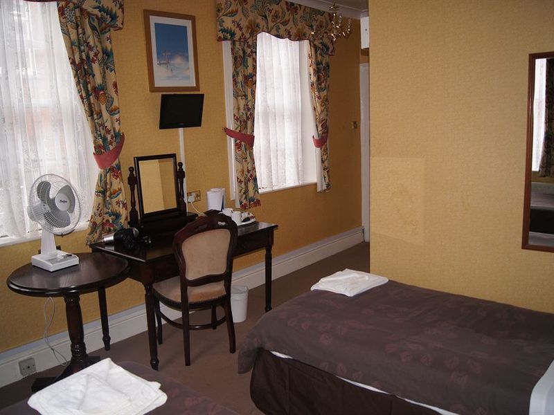 Hotel Photo 5