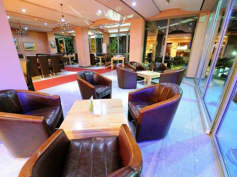 Hotel Photo 12