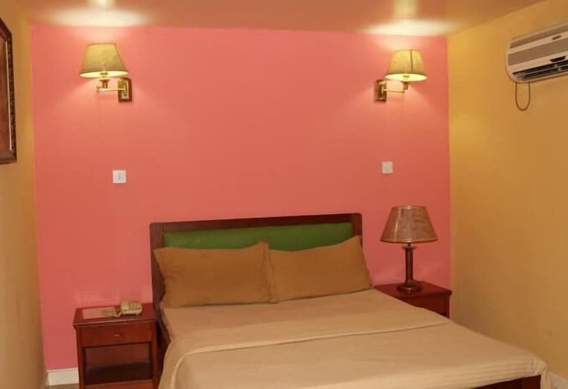 Hotel Photo 1