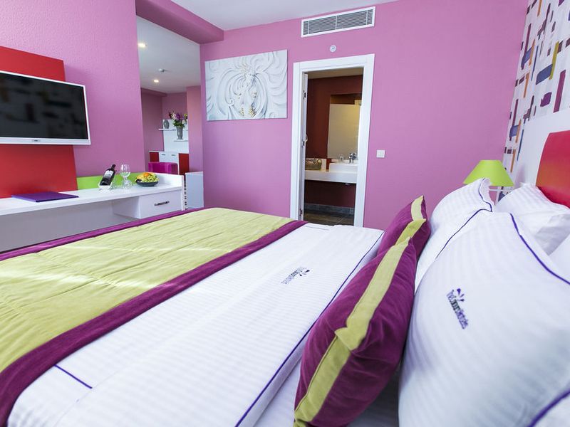 Hotel Photo 6