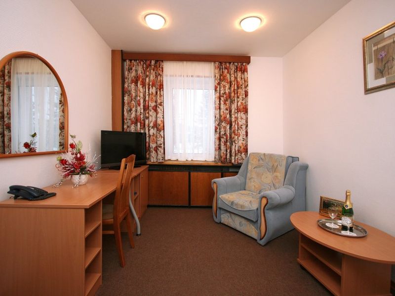 Hotel Photo 8