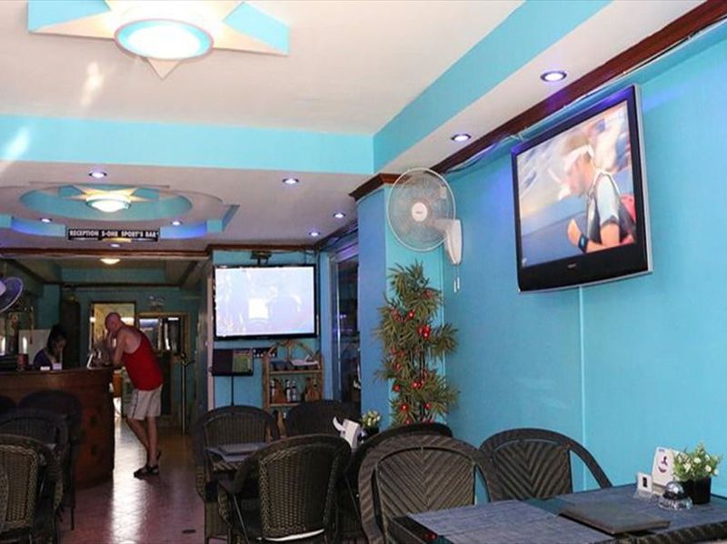 Hotel Photo 9
