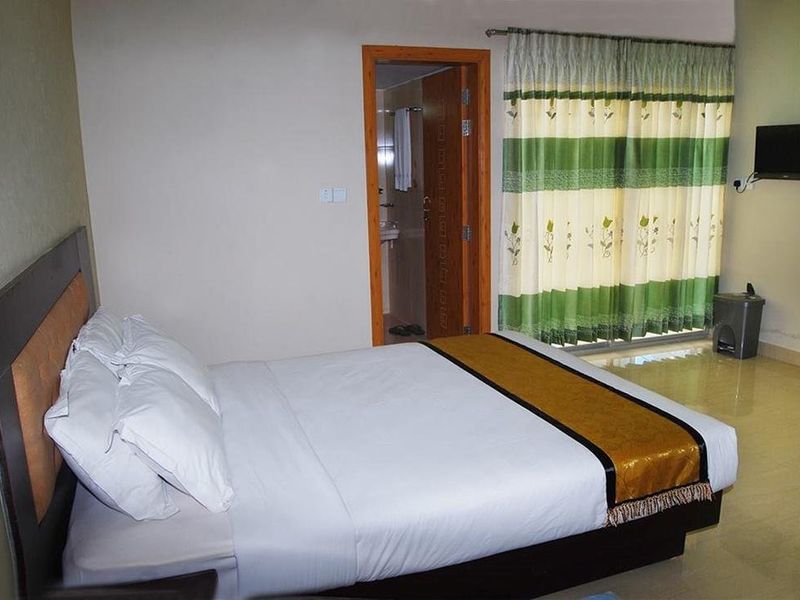 Hotel Photo 10