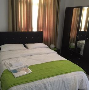 NearBy Hotel