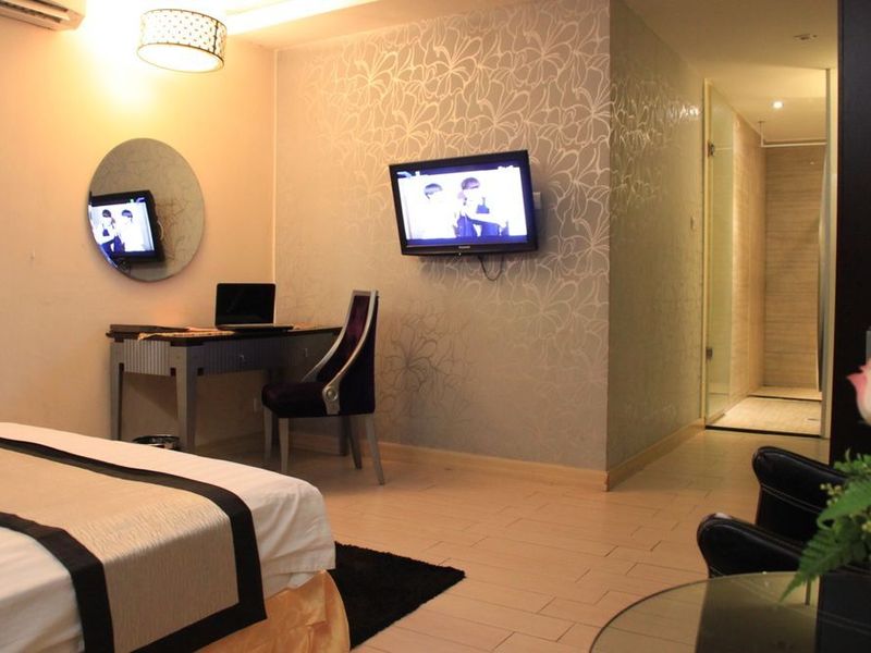 Hotel Photo 8