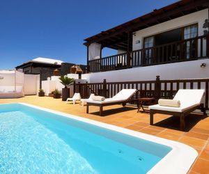 Villa Lanzamar Playa Blanca Spain