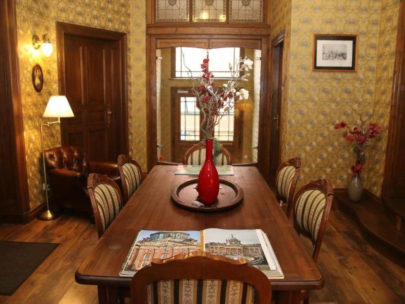 Hotel Photo 8