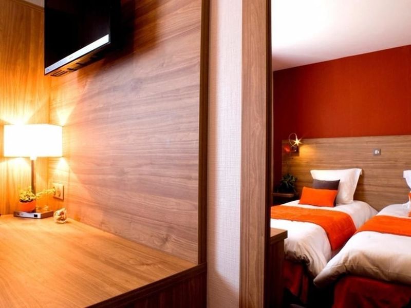 Hotel Photo 9