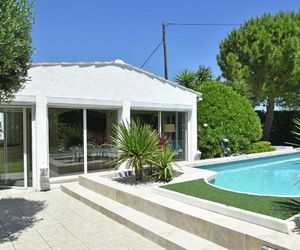 Cozy Villa in Narbonne with Private Pool and Jacuzzi Narbonne France