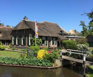 B&B De Hofstee Giethoorn Netherlands