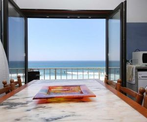 Prime Oceanfront Apartment Ericeira Portugal