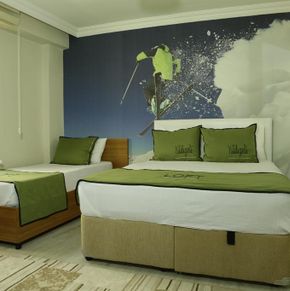 NearBy Hotel