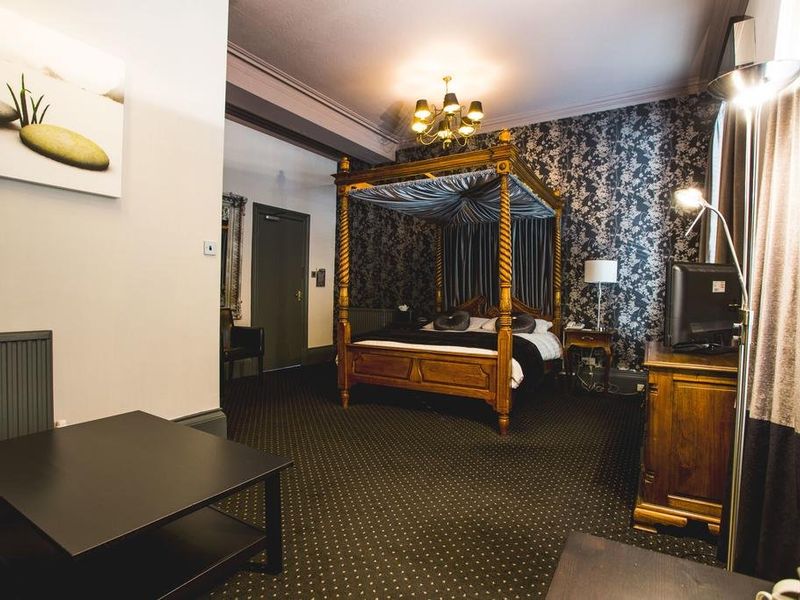 Hotel Photo 3
