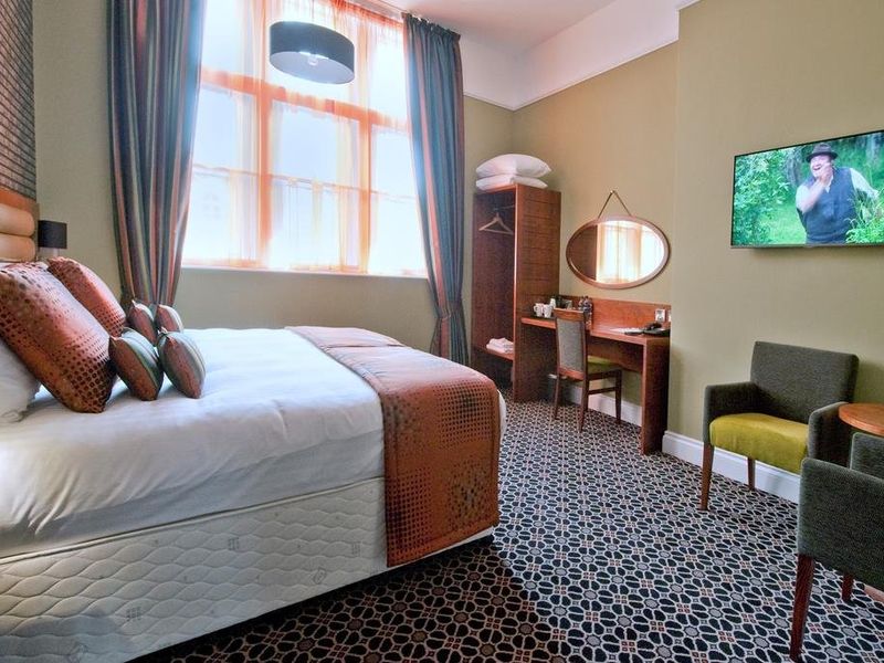 Hotel Photo 1
