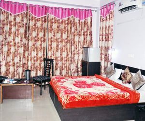 AAA Hotel & Restaurant Ambala India