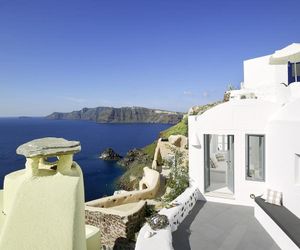 Ocean Blue Villas Oia Greece