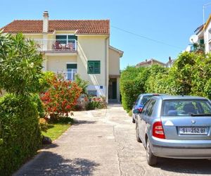 Apartments Family Holiday Garden Vodice Croatia