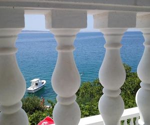 Apartments Jukic Starigrad Croatia