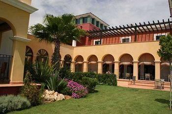صورة الفندق 8