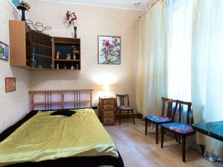 Уютная,просторная 4км кв в цент.СПБ