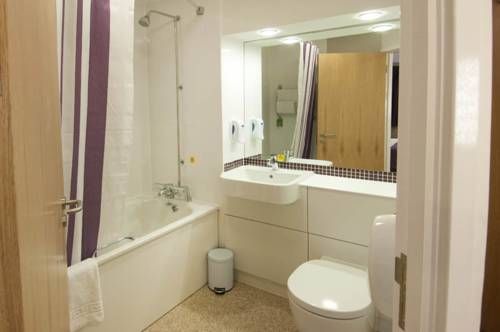 Premier Inn St. Neots (Colmworth Park)