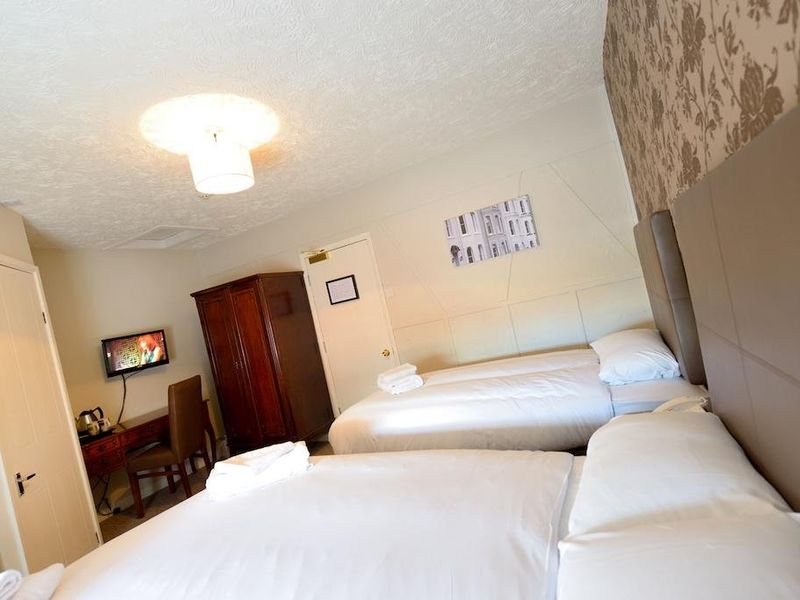 Hotel Photo 1