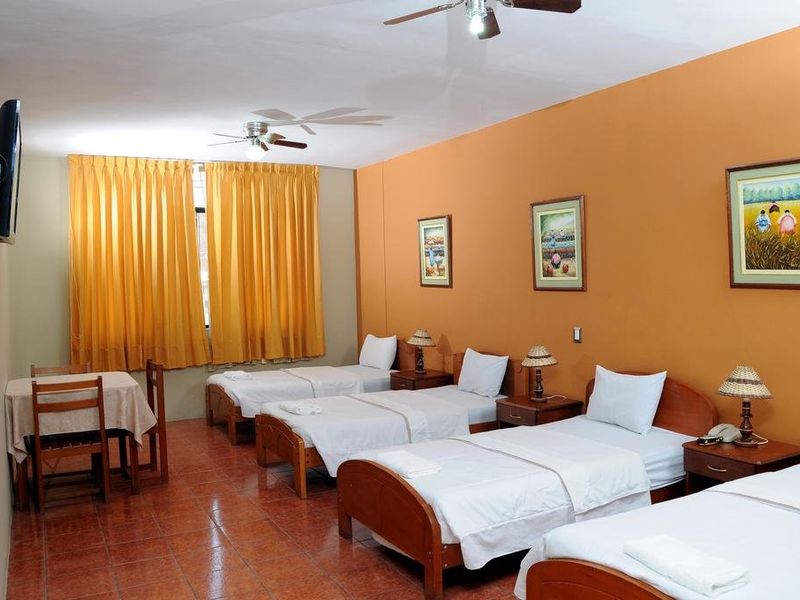 Hotel Photo 1