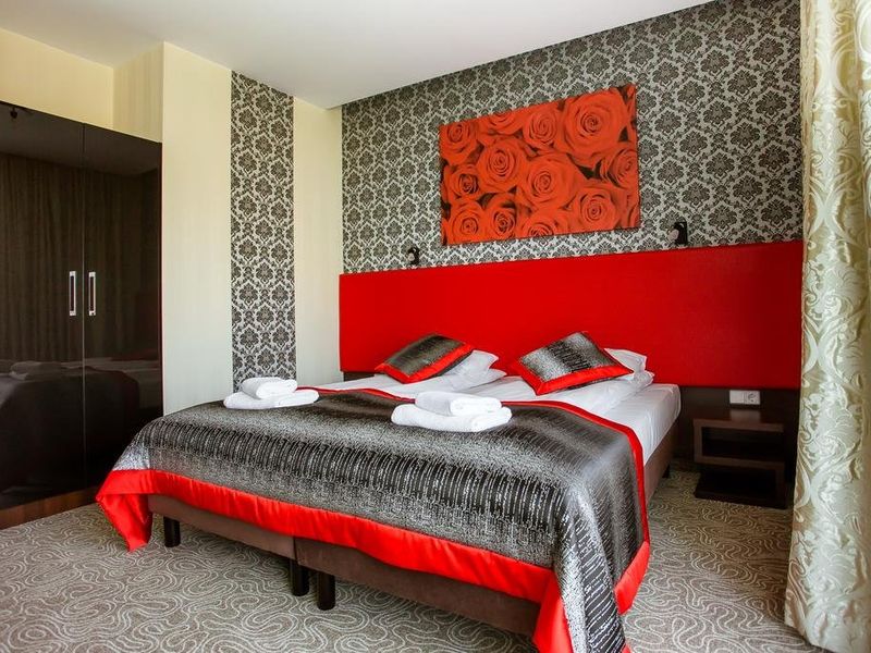 Hotel Photo 1
