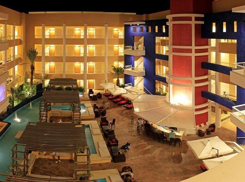 Hotel Photo 8
