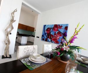 Sirirat Sea-view Villa Karon Thailand