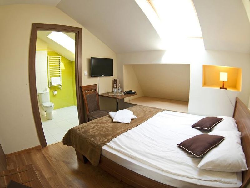 Hotel Photo 1