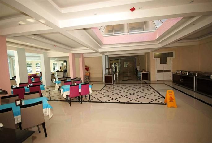 Hotel Photo 11