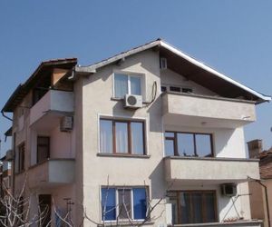 Apartments in Guest House Silent Nature Sandanski Bulgaria