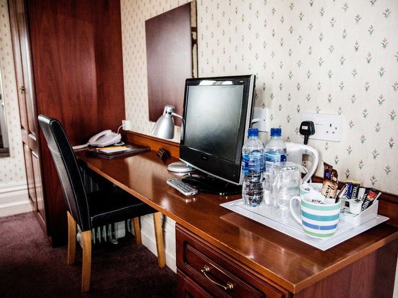 Hotel Photo 6