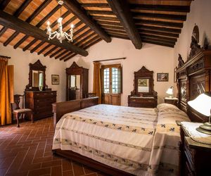 Gorgeous Holiday Home in Montecatini Val di Cecina with Pool Castello di Querceto Italy