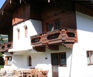 Chalet Neuhaus I Ried im Zillertal Austria