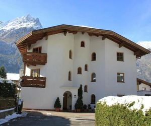 Spacious and comfortable apartment with atmosphere in Langenfeld Laengenfeld Austria